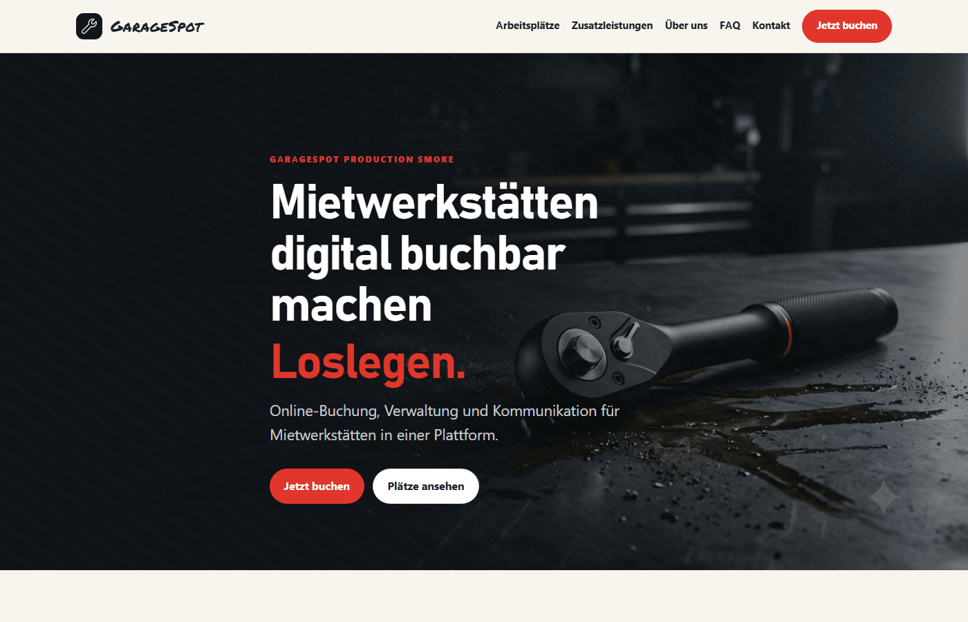 Öffentliche Website einer Mietwerkstatt mit Arbeitsplätzen und Preisen